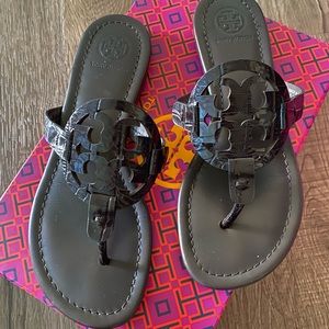 Tory Burch size 5 1/2 Brown croc embossed leather